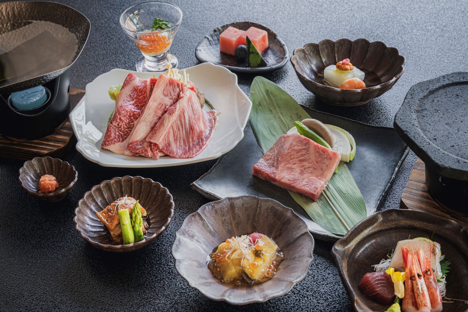 牛肉の芸術品「但馬牛」を食する美食旅♪浴衣でカラコロと外湯巡りも楽しめる「無料外湯めぐり券」付