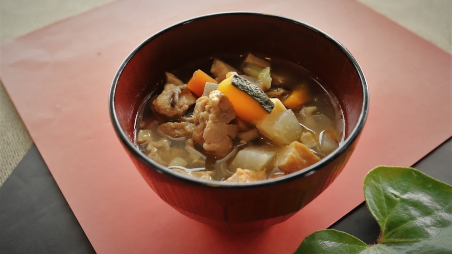 【朝食一例】郷土料理「さつま汁」何度でもおかわりいただけます。