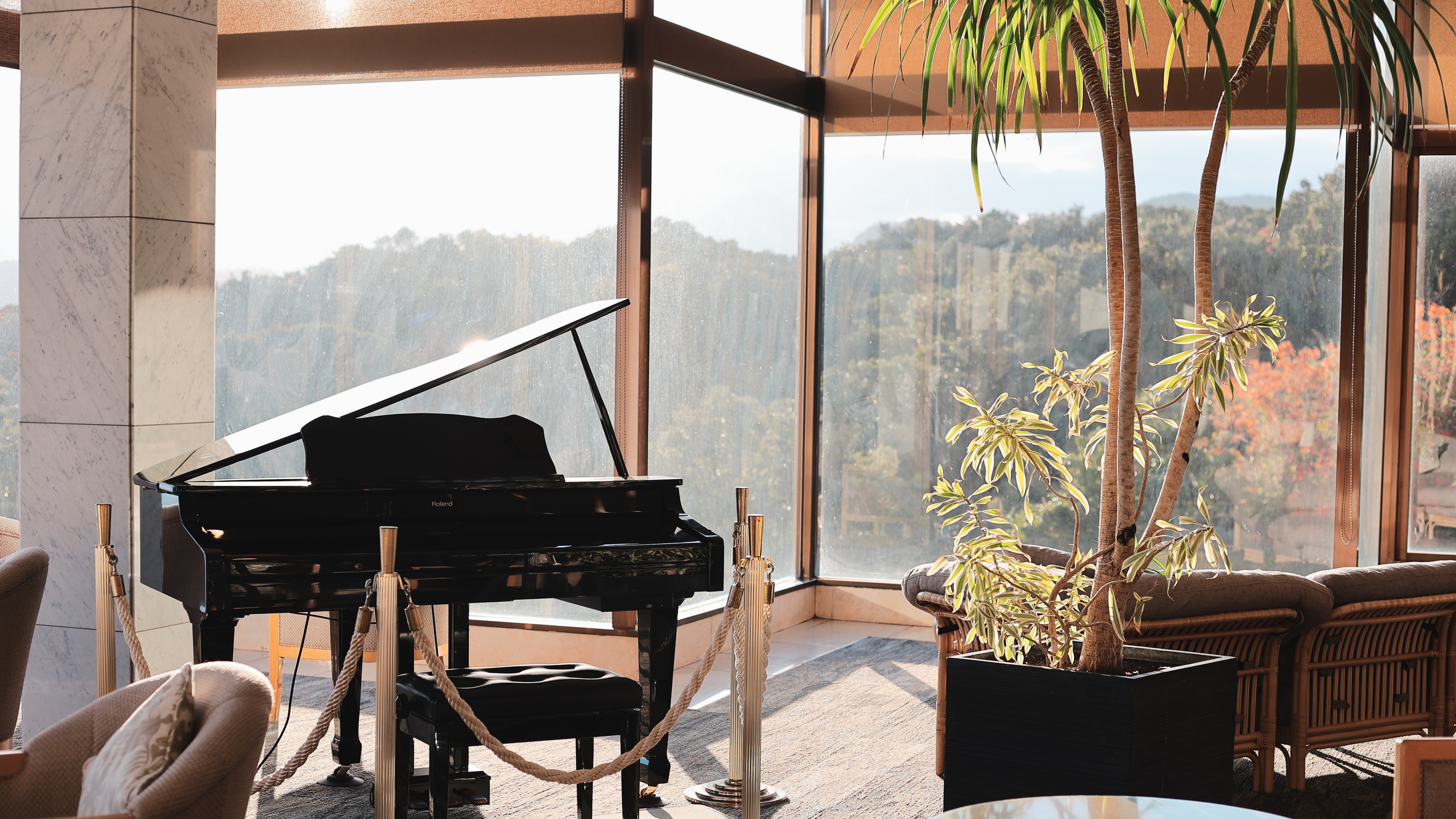 【2階 ロビー】