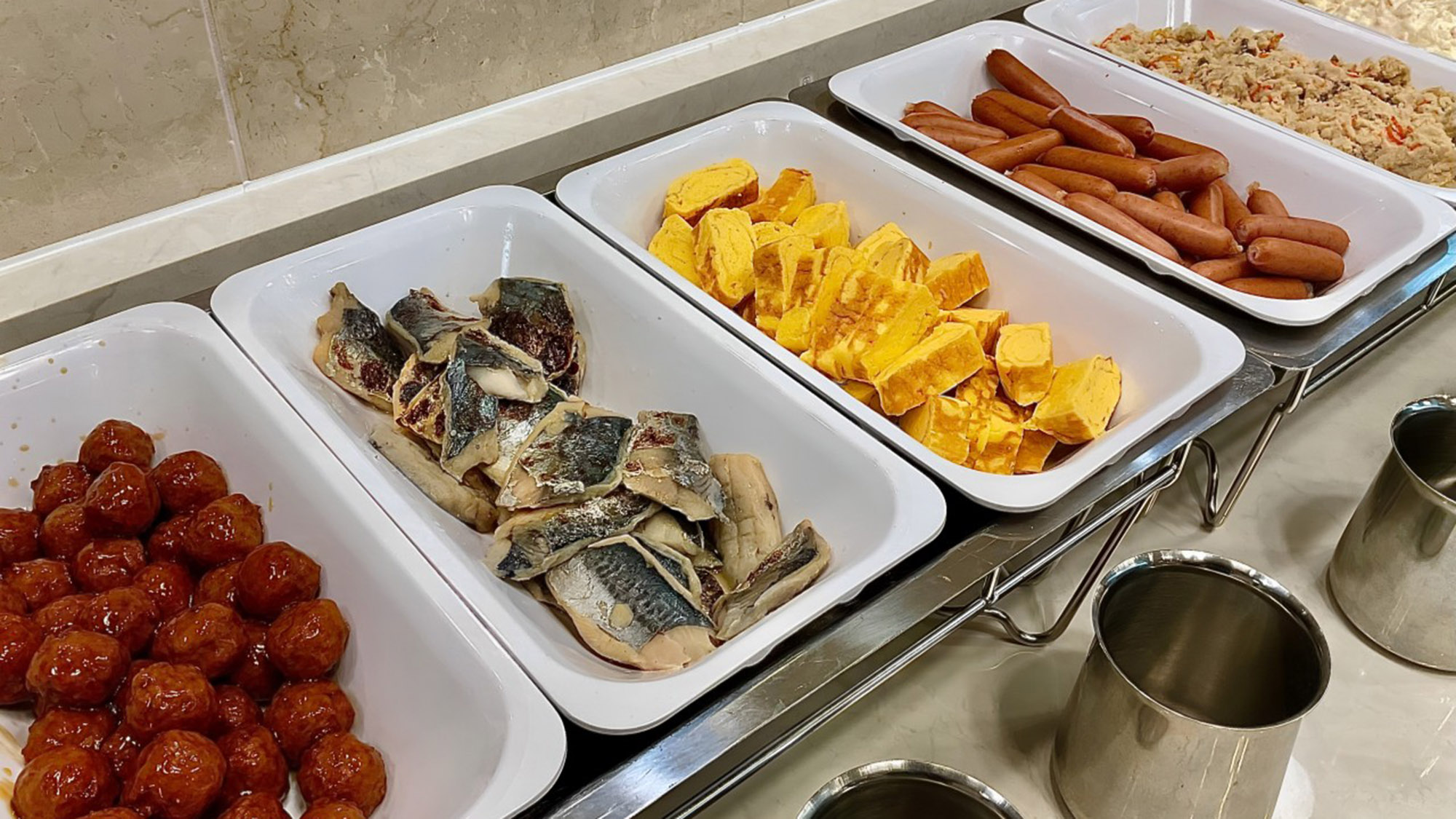 朝食
