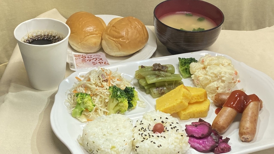 ★無料朝食サービス★