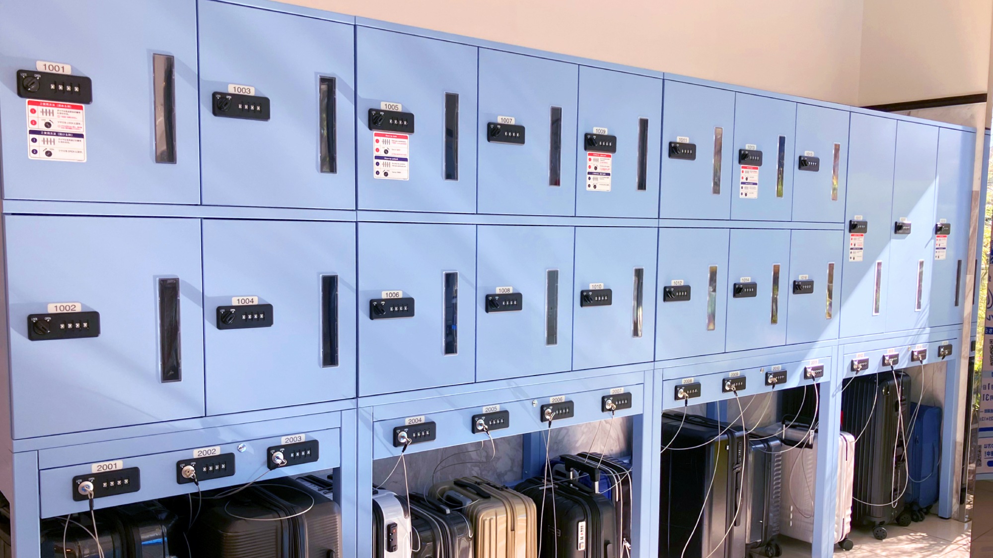 セルフロッカー（34台_宿泊者専用無料）
