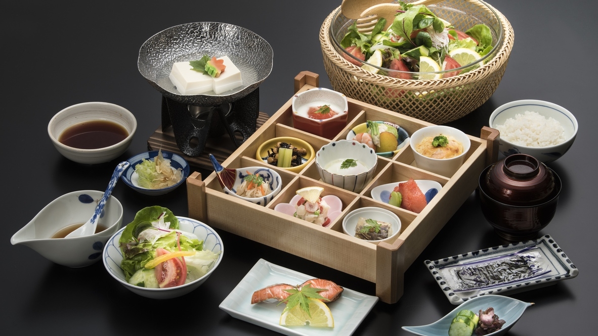 【ご朝食付き】チェックイン23時まで！1日の始まりに京都伝統の和御膳朝食「1泊朝食付きプラン」