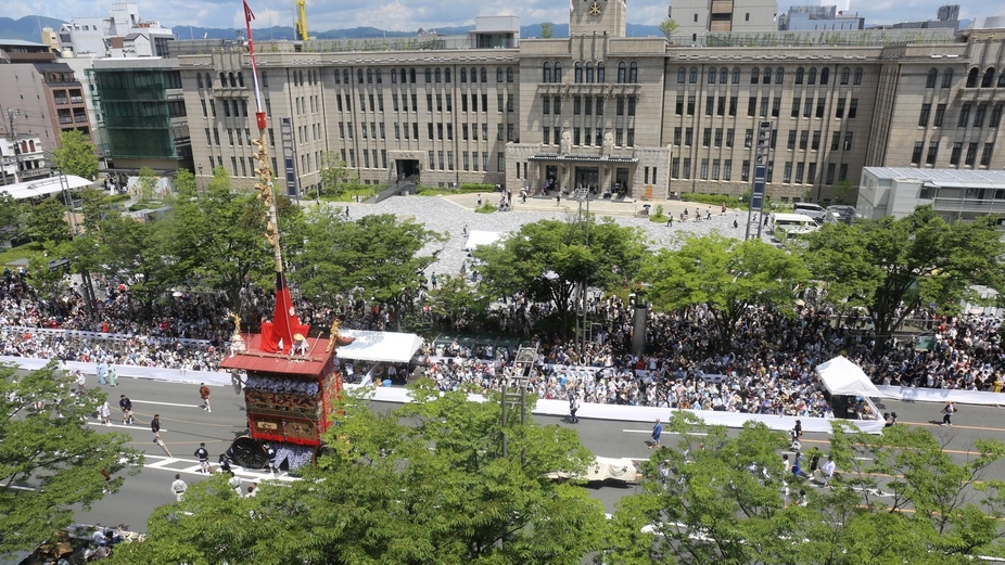【7月16日泊：祇園祭前祭×朝食付】お部屋から巡行鑑賞！レイトチェックアウト14時 「朝食付プラン」