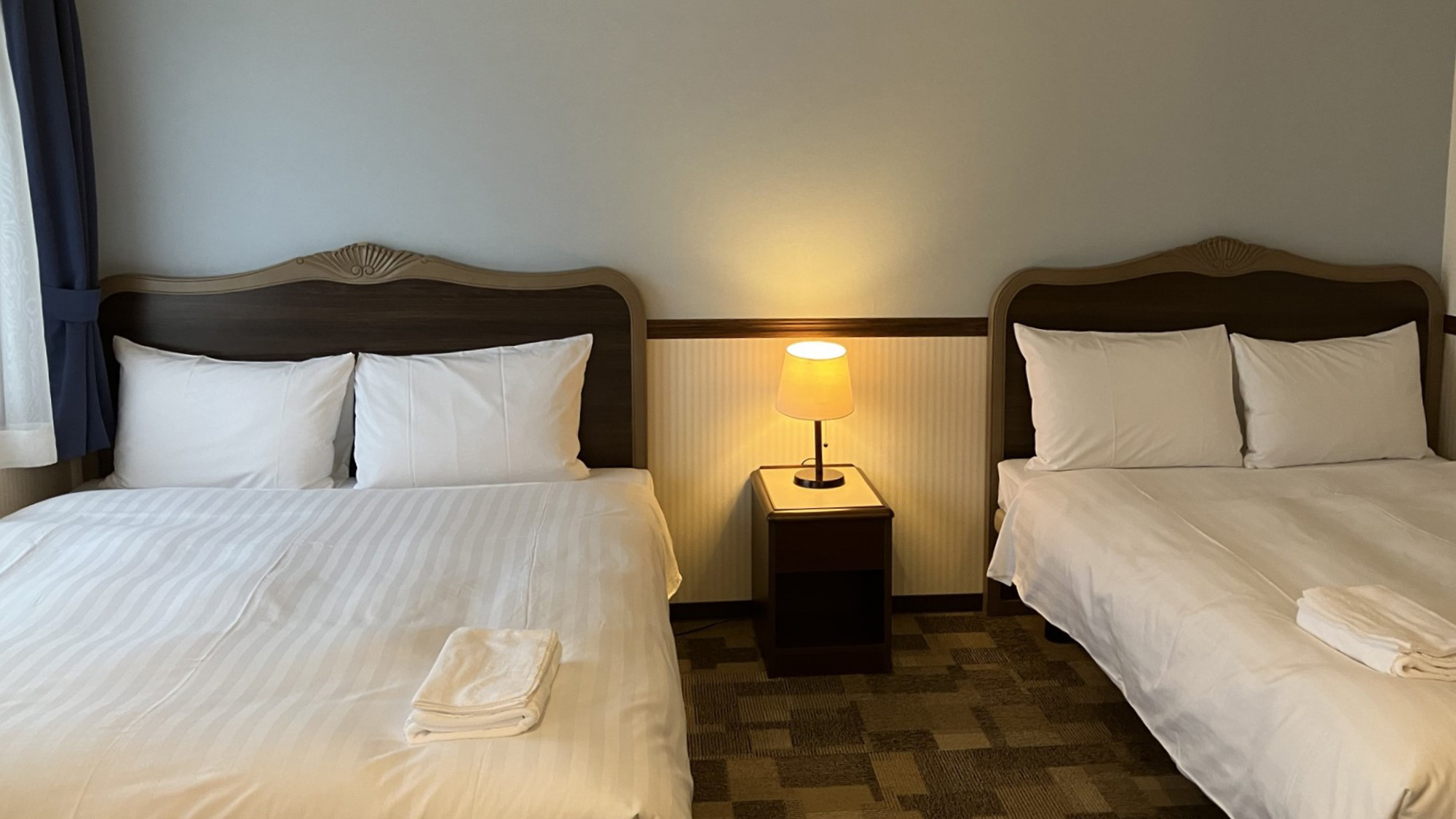 デラックスツイン