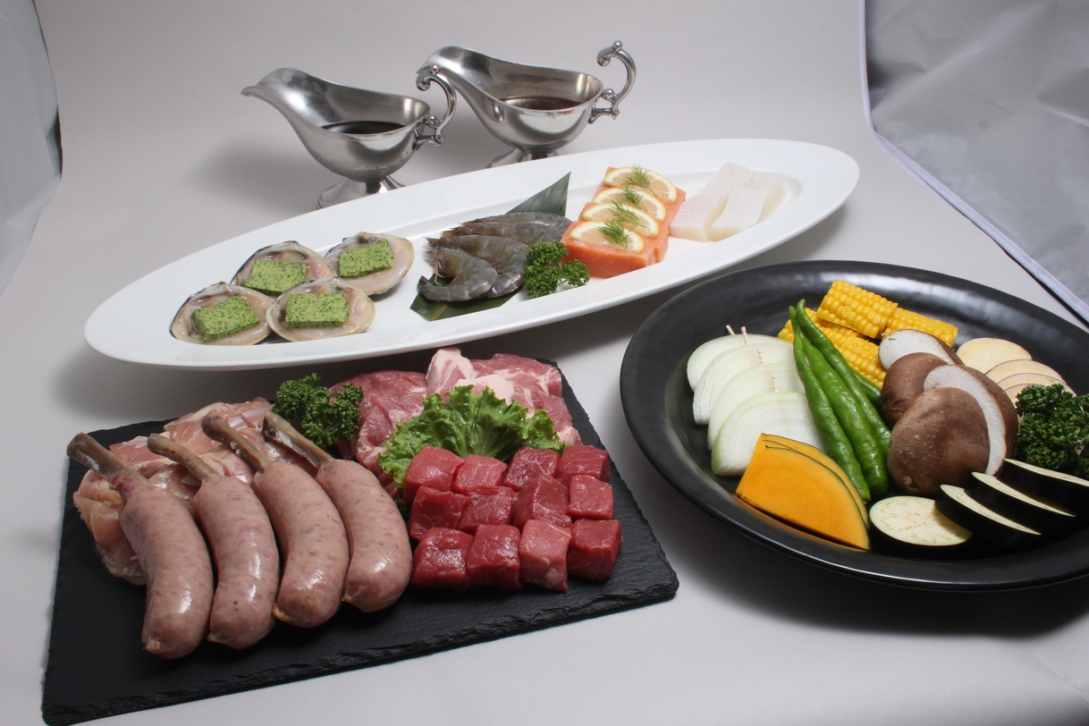 【夏休み限定】万葉庵ガーデンで贅沢ディナーBBQプラン（3組限定）ホテル朝食付