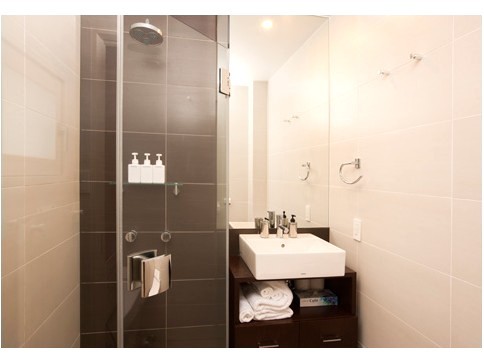 Studio room/shower room