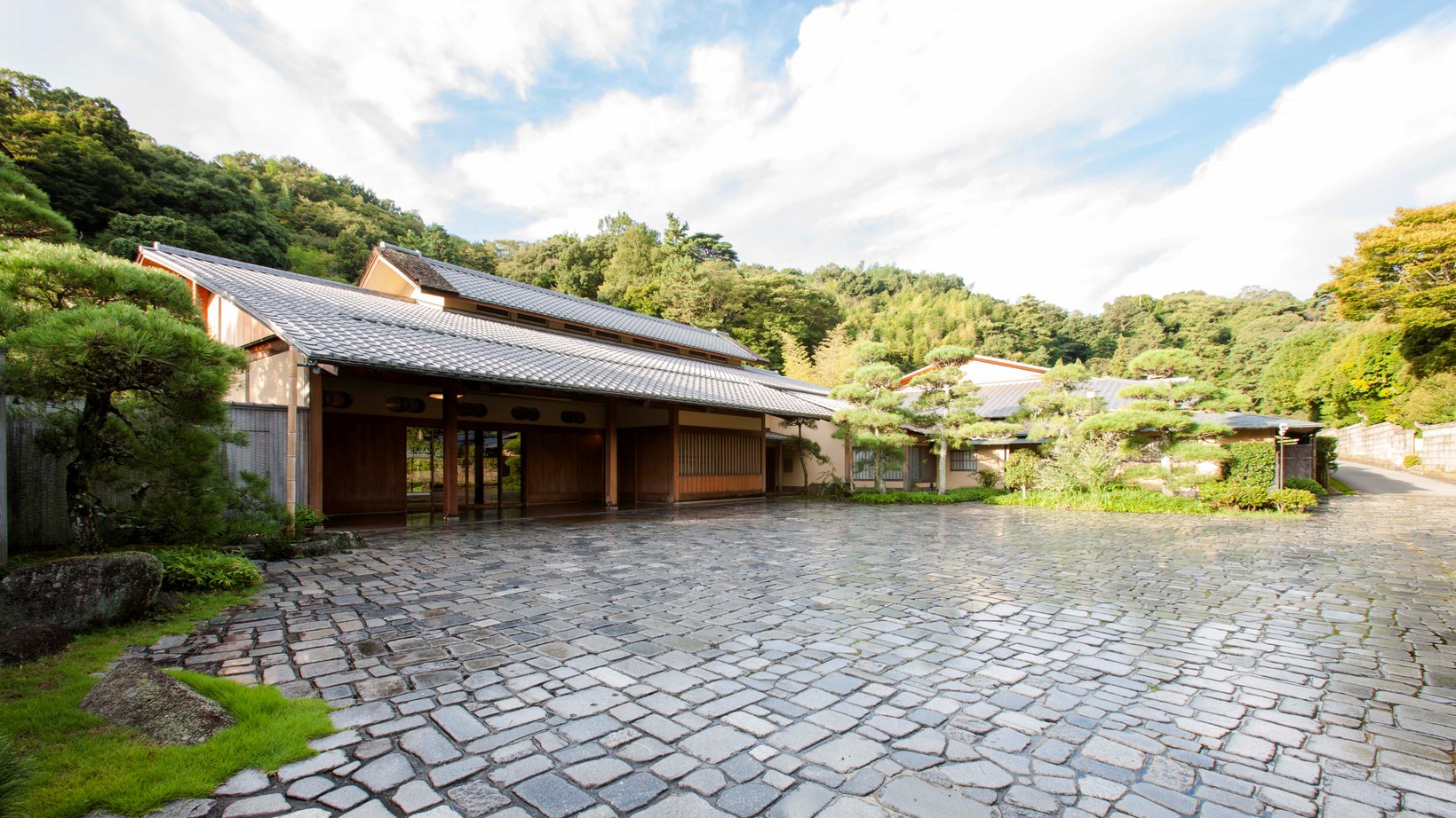 伊豆長岡温泉 三養荘（プリンスホテルズ＆リゾーツ） 三養荘の歴史【楽天トラベル】