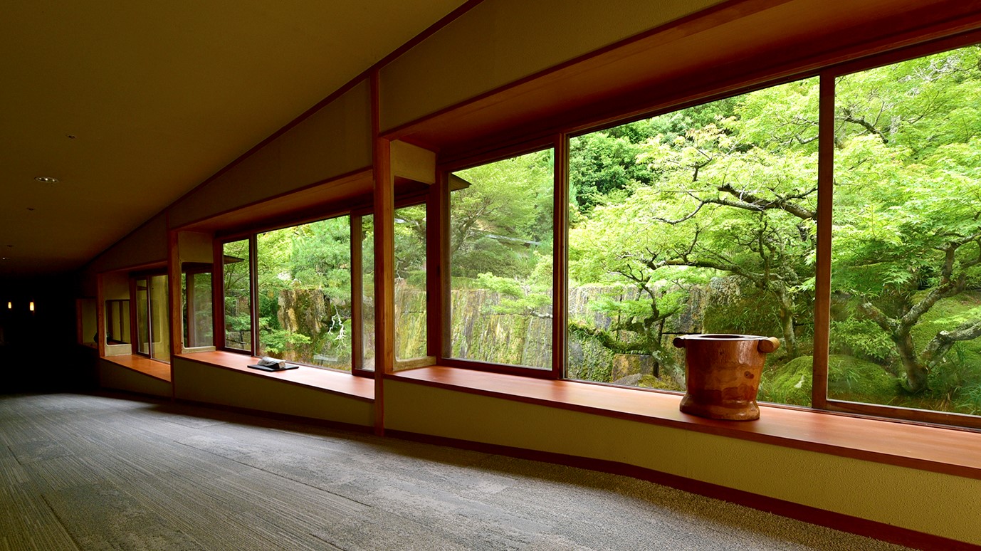 新館館内廊下