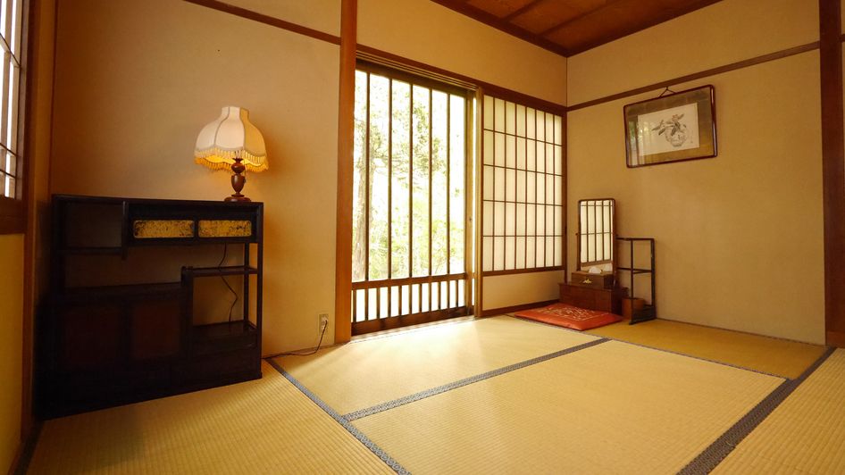 天然温泉源泉かけ流し内風呂付き離れ　８５番