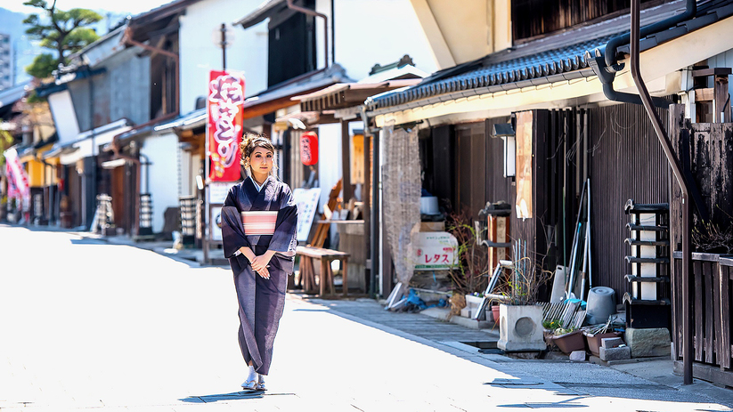 粋な上田紬でレトロ街歩き 〜『着物レンタル・着付』付き。手ぶらでお洒落旅 〜