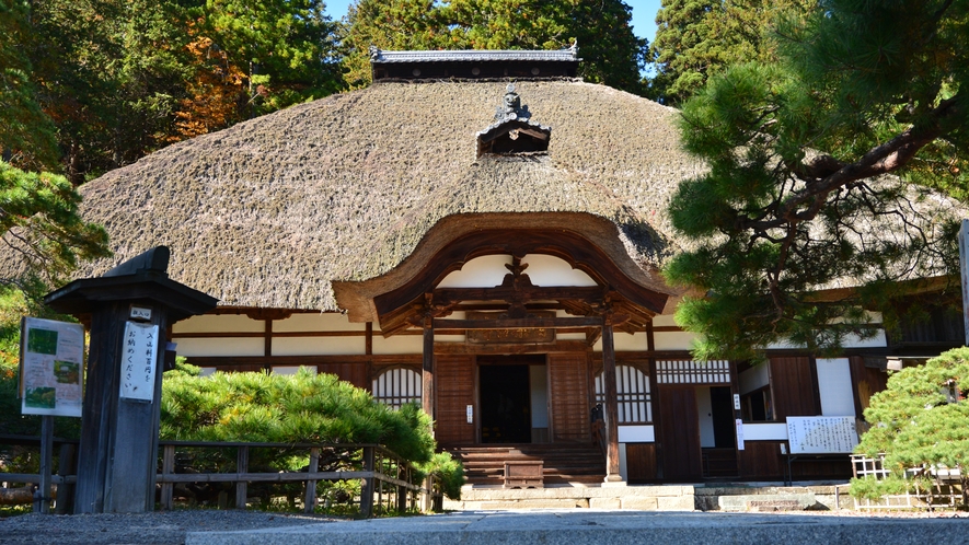 常楽寺　（当館より徒歩約15分）