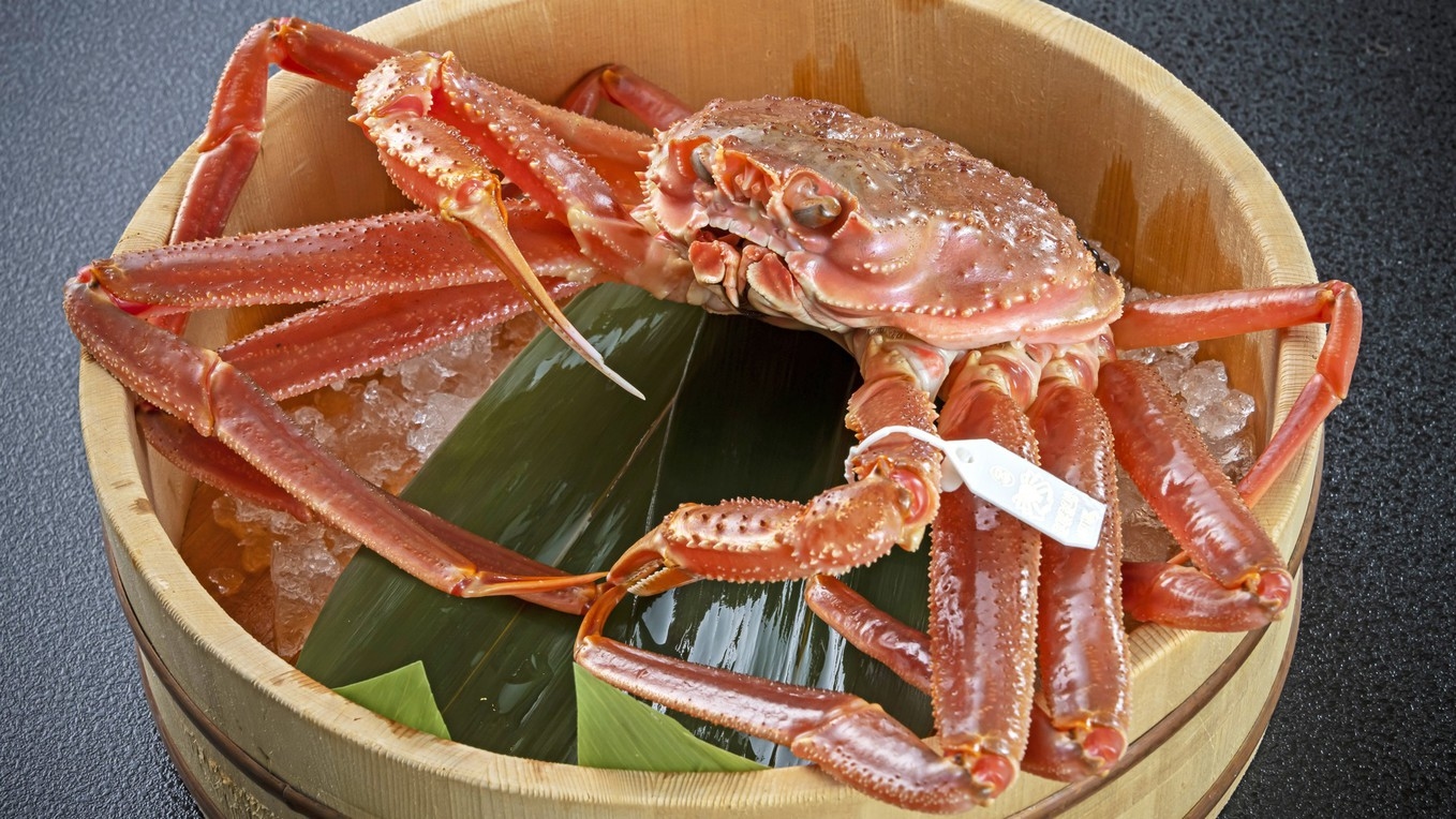 【プレミアム活蟹プラン】香ばしい焼き蟹＆とろける甘みの蟹刺し〜タグ付き蟹をお一人につき1杯の贅沢