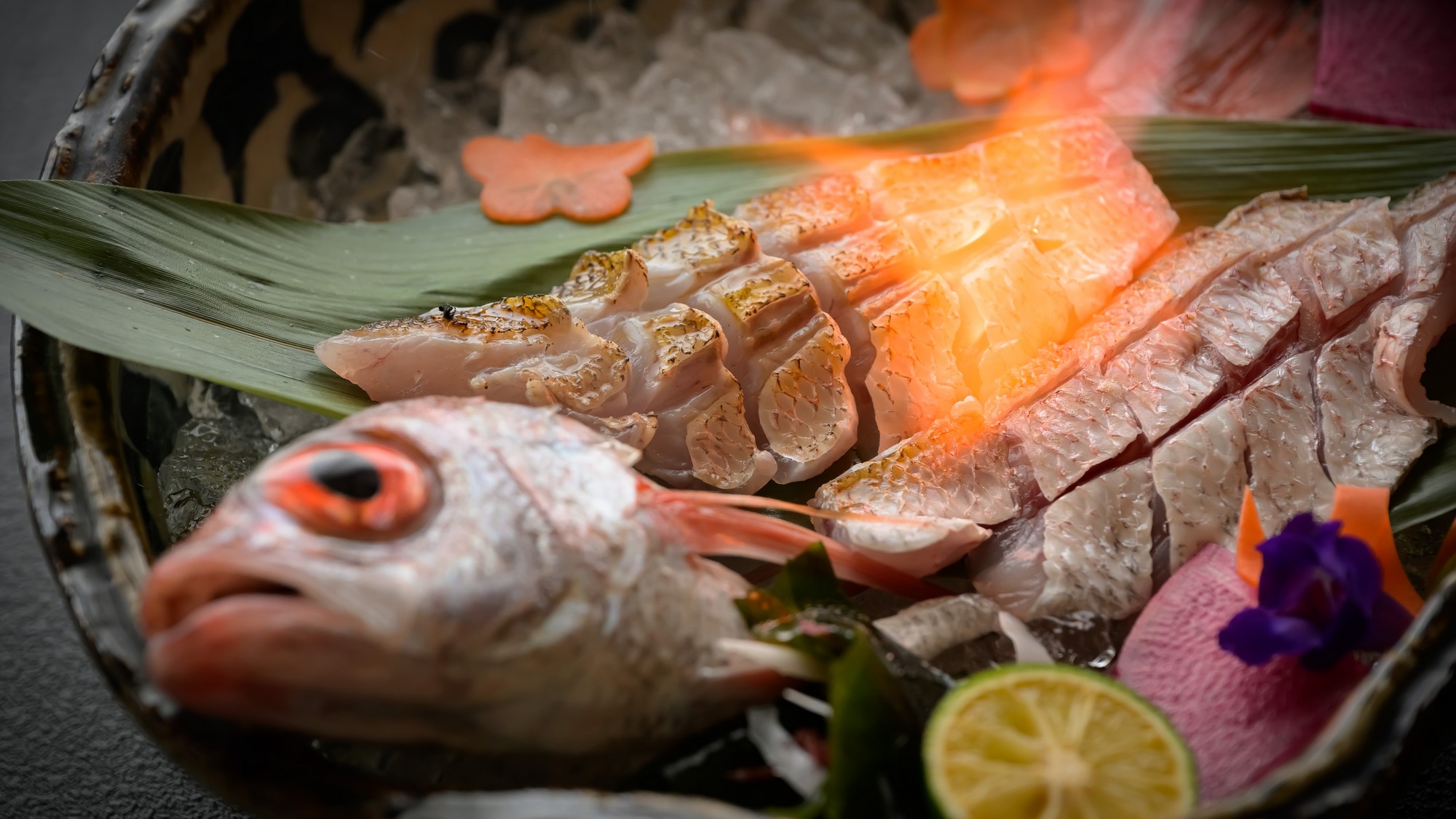 【のどぐろの炙り】香ばしい風味が加わり、脂の甘みがより引き立ちます。