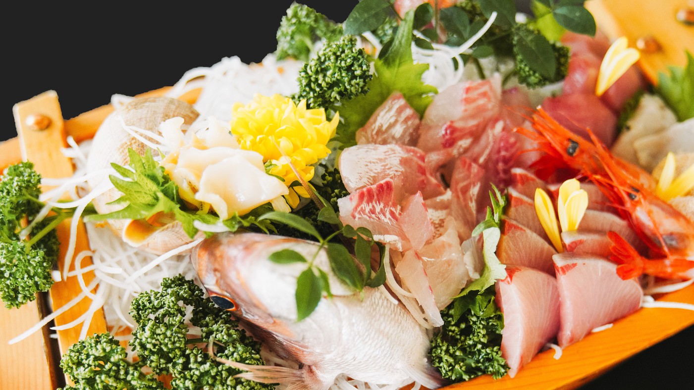 迷ったらこちら！【料理重視派に人気】肉も魚も贅沢に！氷見牛ヒレステーキ×海の幸 グレードアッププラン