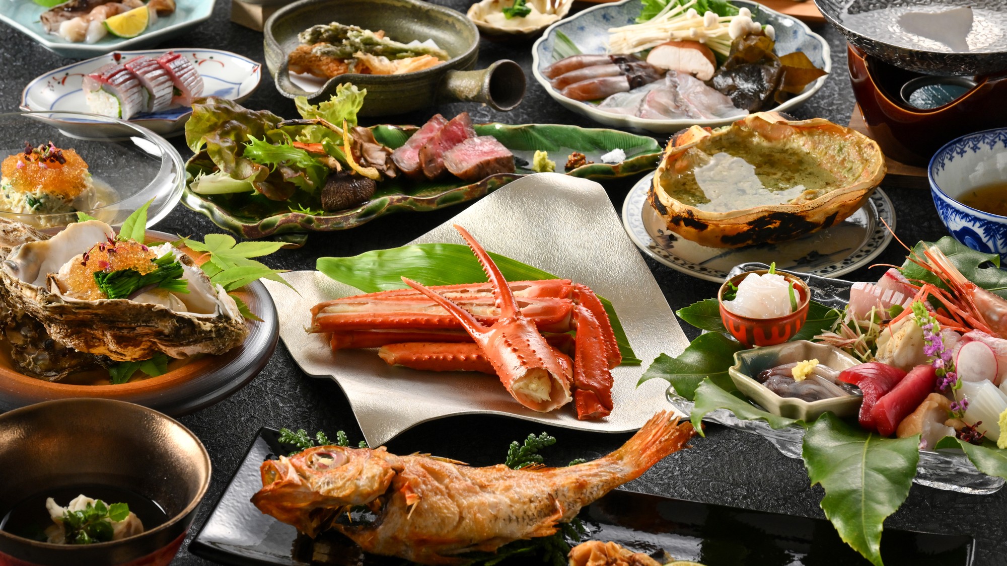 【TSURUGI－ツルギ－】季節毎の希少な食材、極上の特選食材をご堪能いただける至高のコースです。