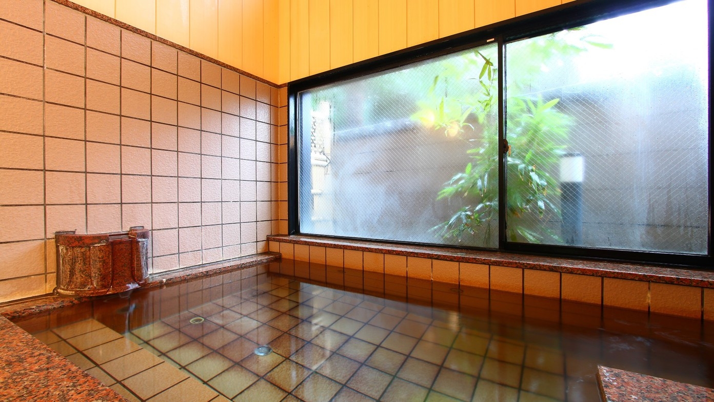 【夏休み★期間限定】海水浴の後は≪岩ガキ料理≫が付いた海の幸コースで旬味覚を味わう♪1泊2食付