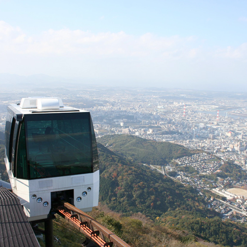 【周辺】皿倉山ケーブルカー（10～18時※土日祝は22時）