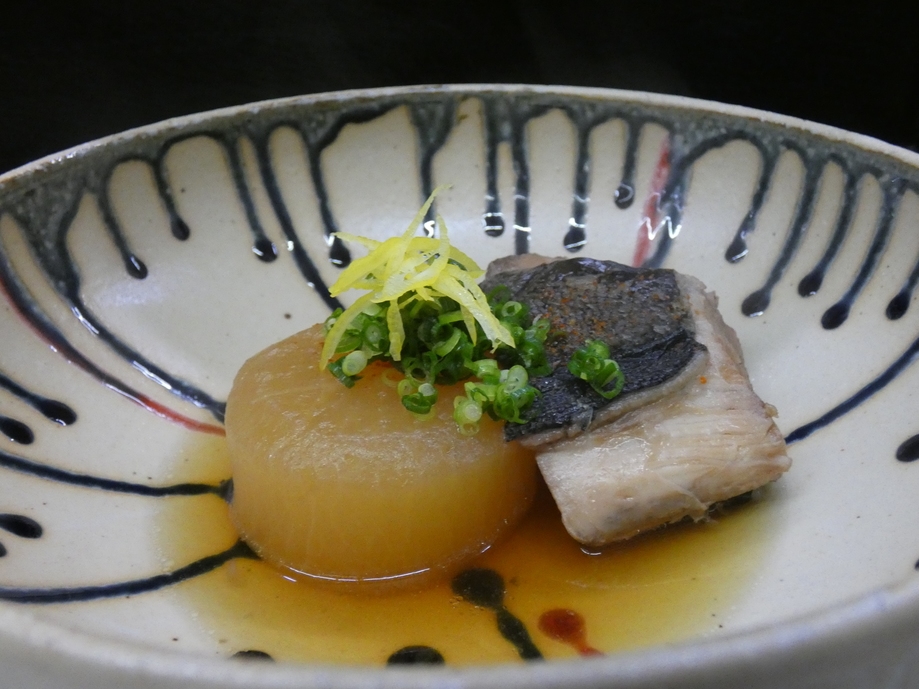 【氷見寒鰤三昧】　氷見でしか出せない味がここにある！！氷見鰤コース　おすすめです。