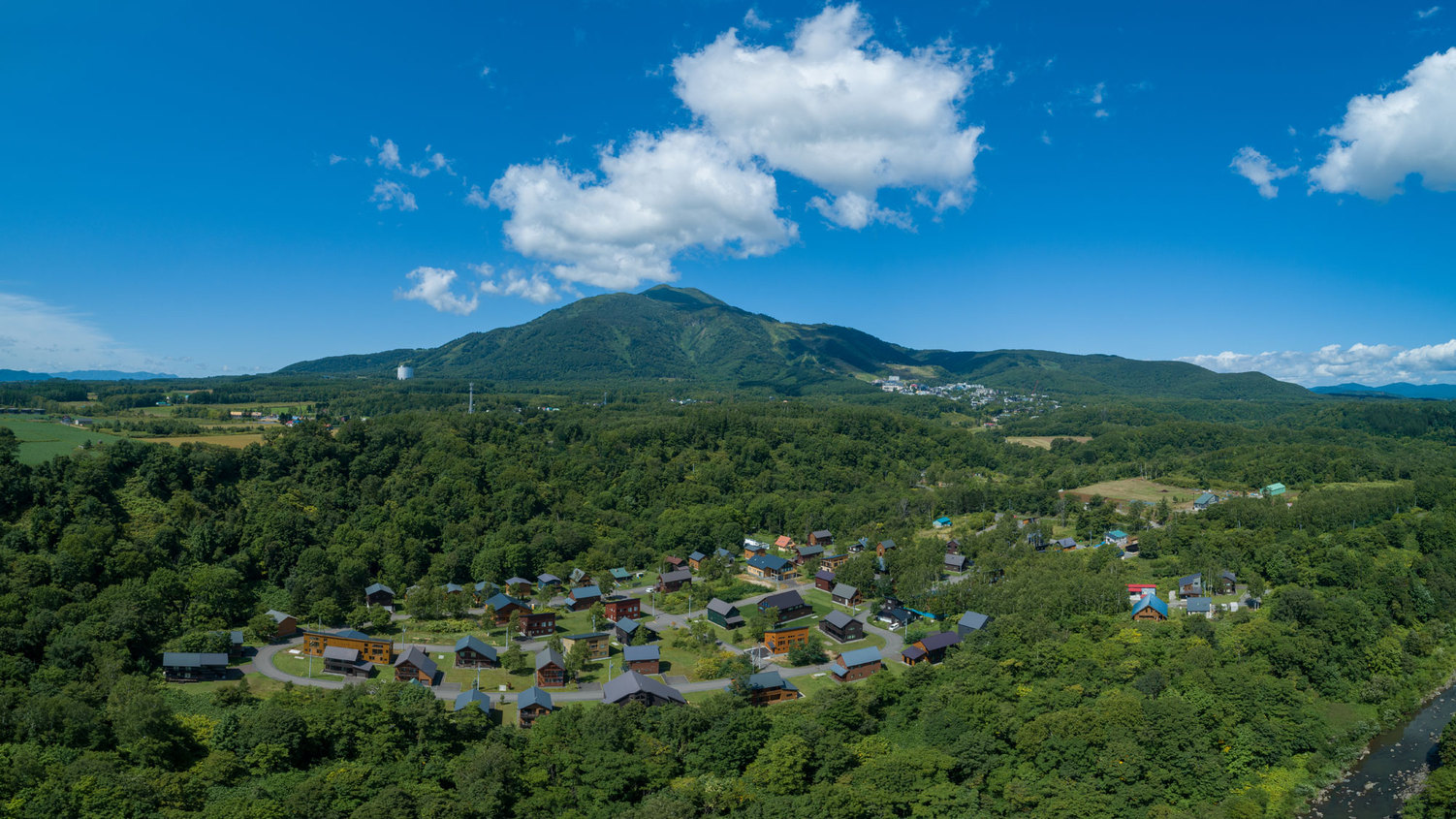 【早割30】【SプレミアムBBQセット付き/4連泊以上】30日前までの予約でお得★4連泊以上