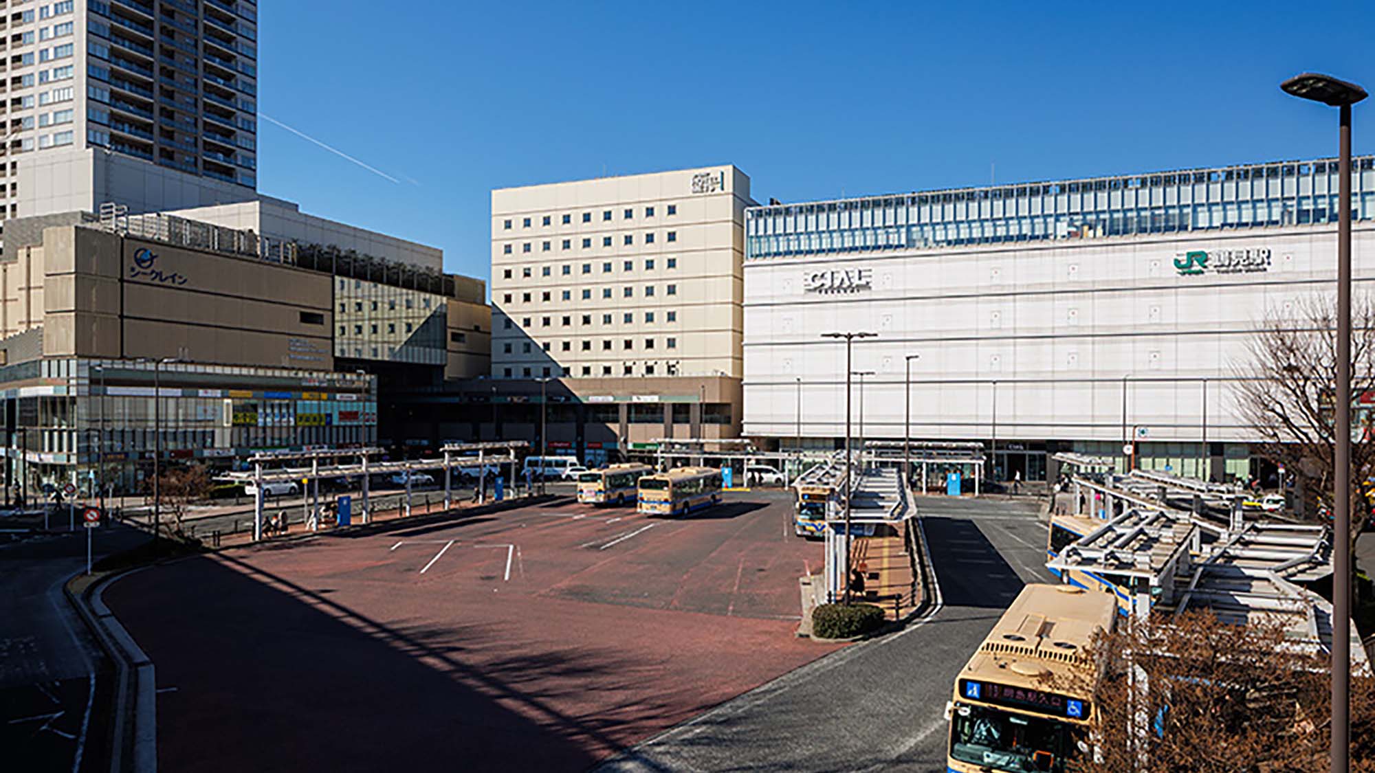 【外観】駅から徒歩2分