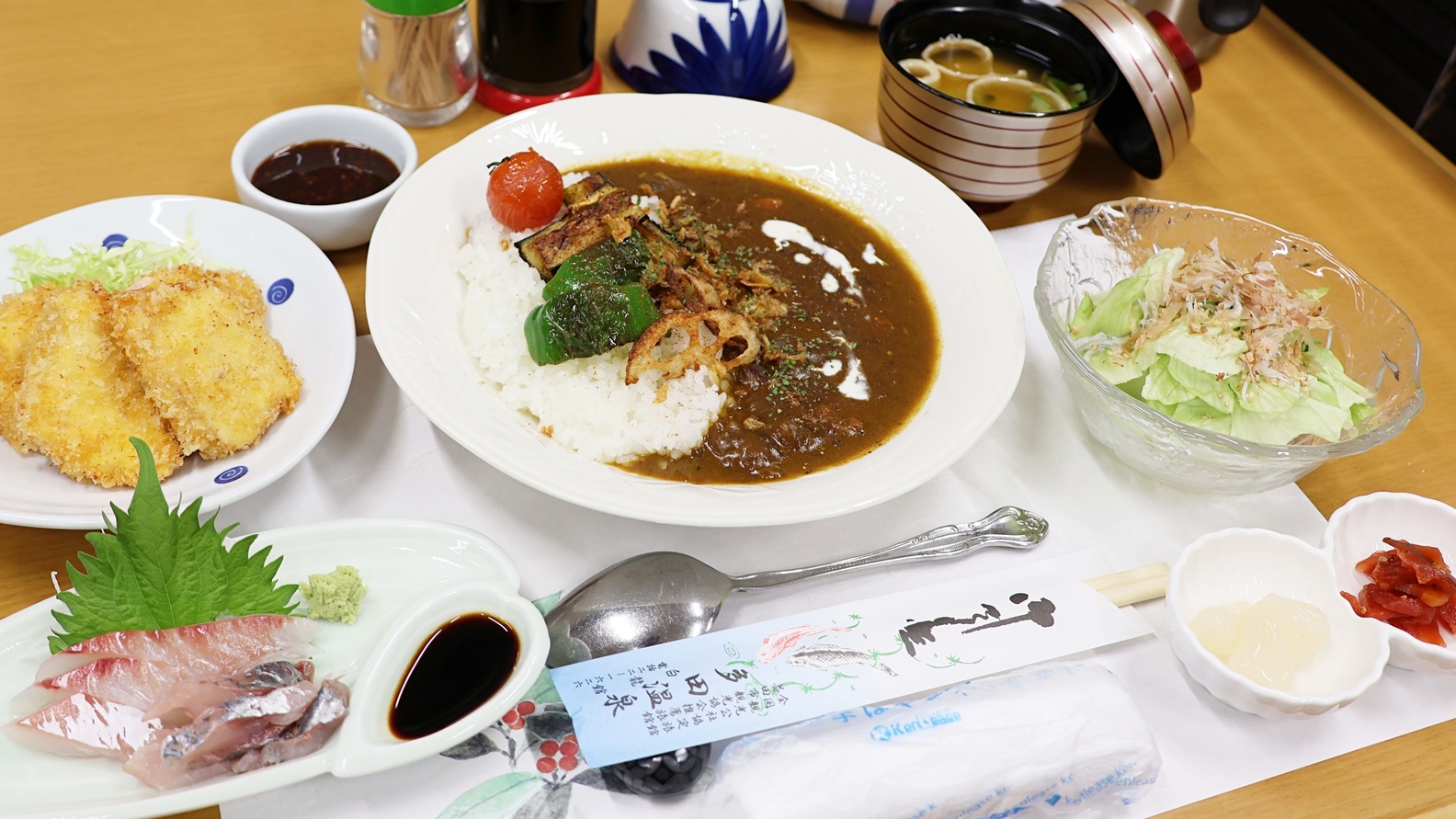 【 2食付プラン 】夕食は日替わり定食！朝は和朝食をご用意♪