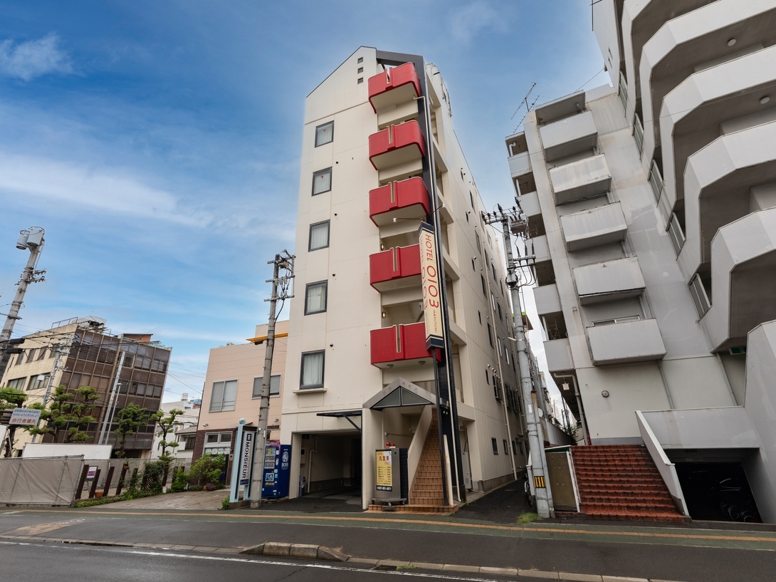 【秋冬SALE】【素泊まり】高松市の中心街近くWIFI完備◎立地に自信あり