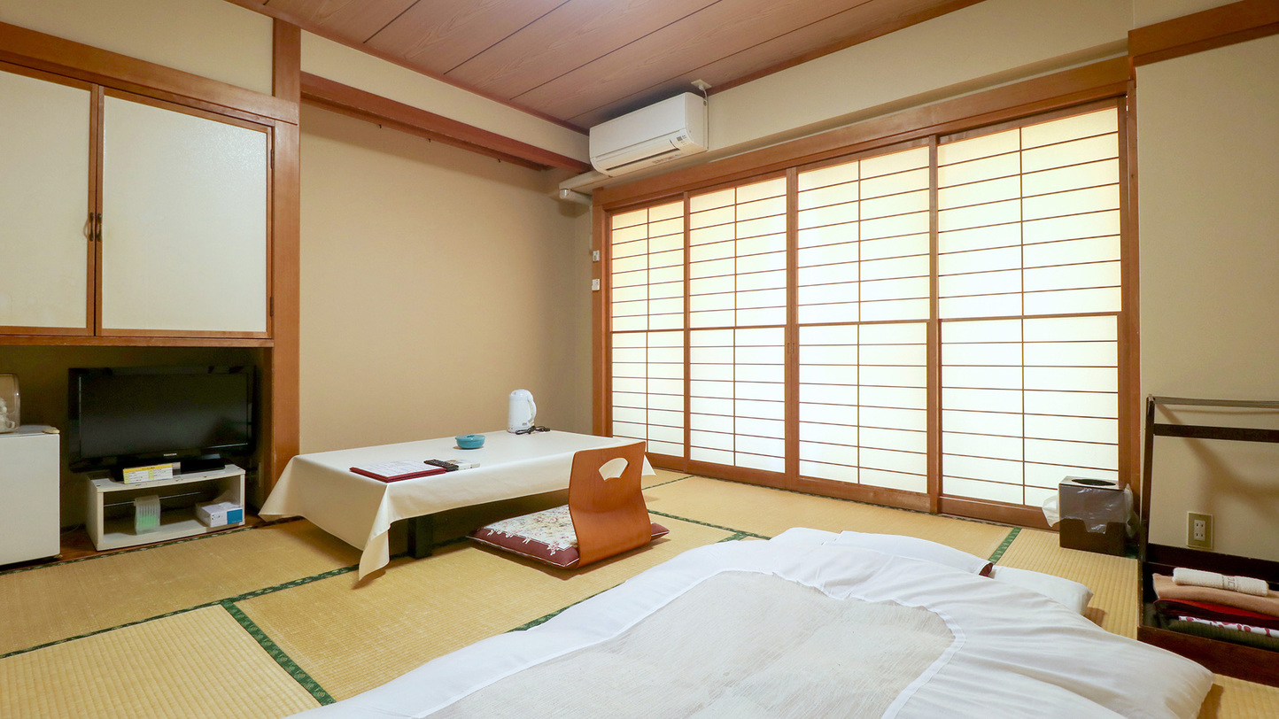 【6〜8畳】バス・トイレ付き■Wi−Fi完備■