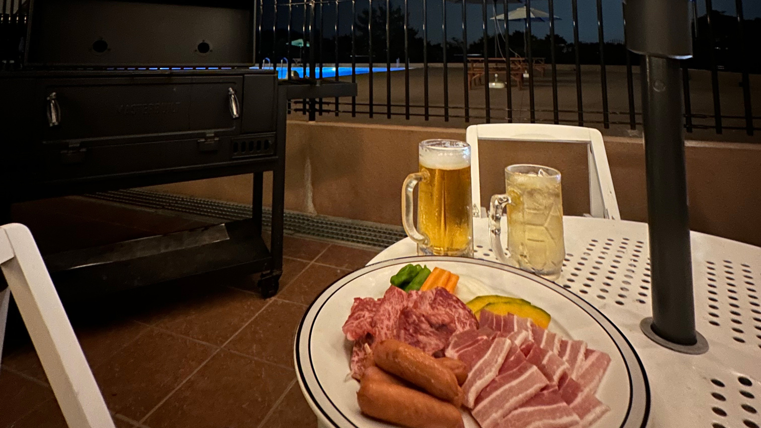 【プール利用券付BBQ2食付プラン】夏休みはプールへGO★手ぶらでOK！プールサイドでBBQ_30