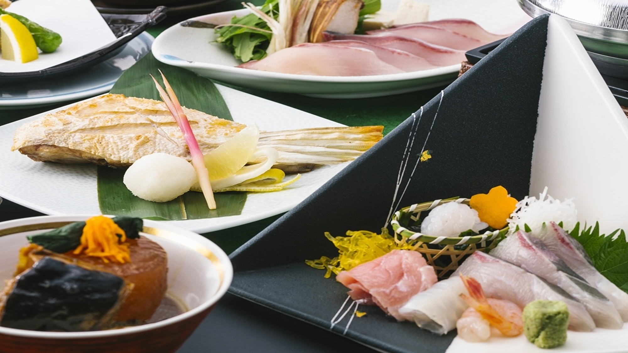 【冬の味覚】鰤しゃぶを含め人気鰤料理3品がついた磯はなびの鰤会席は1月まで☆お見逃しなく！