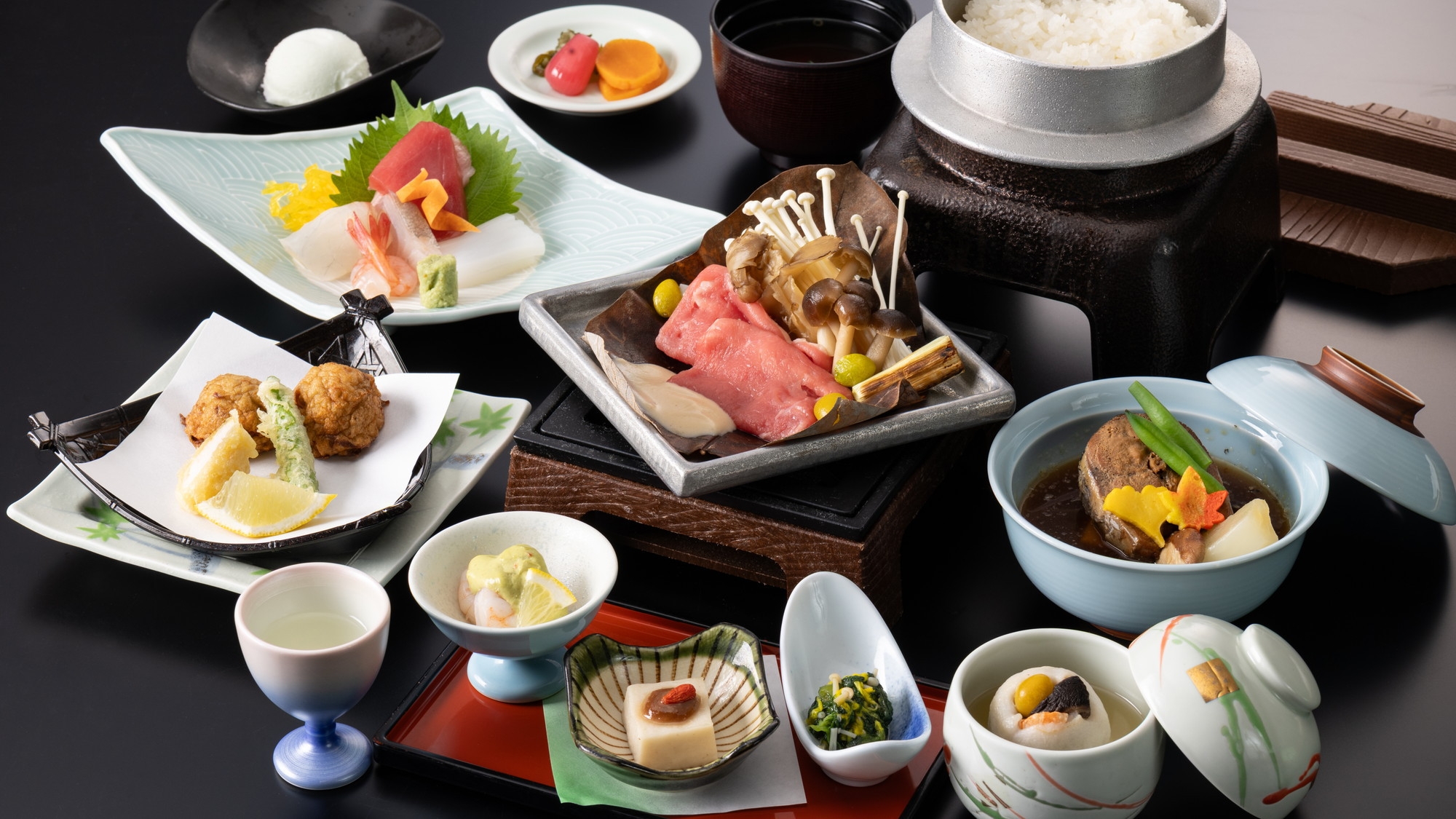 【小団体旅行応援プラン】ご夕食は逸品会席・葵＜食事会場は宿おまかせ＞