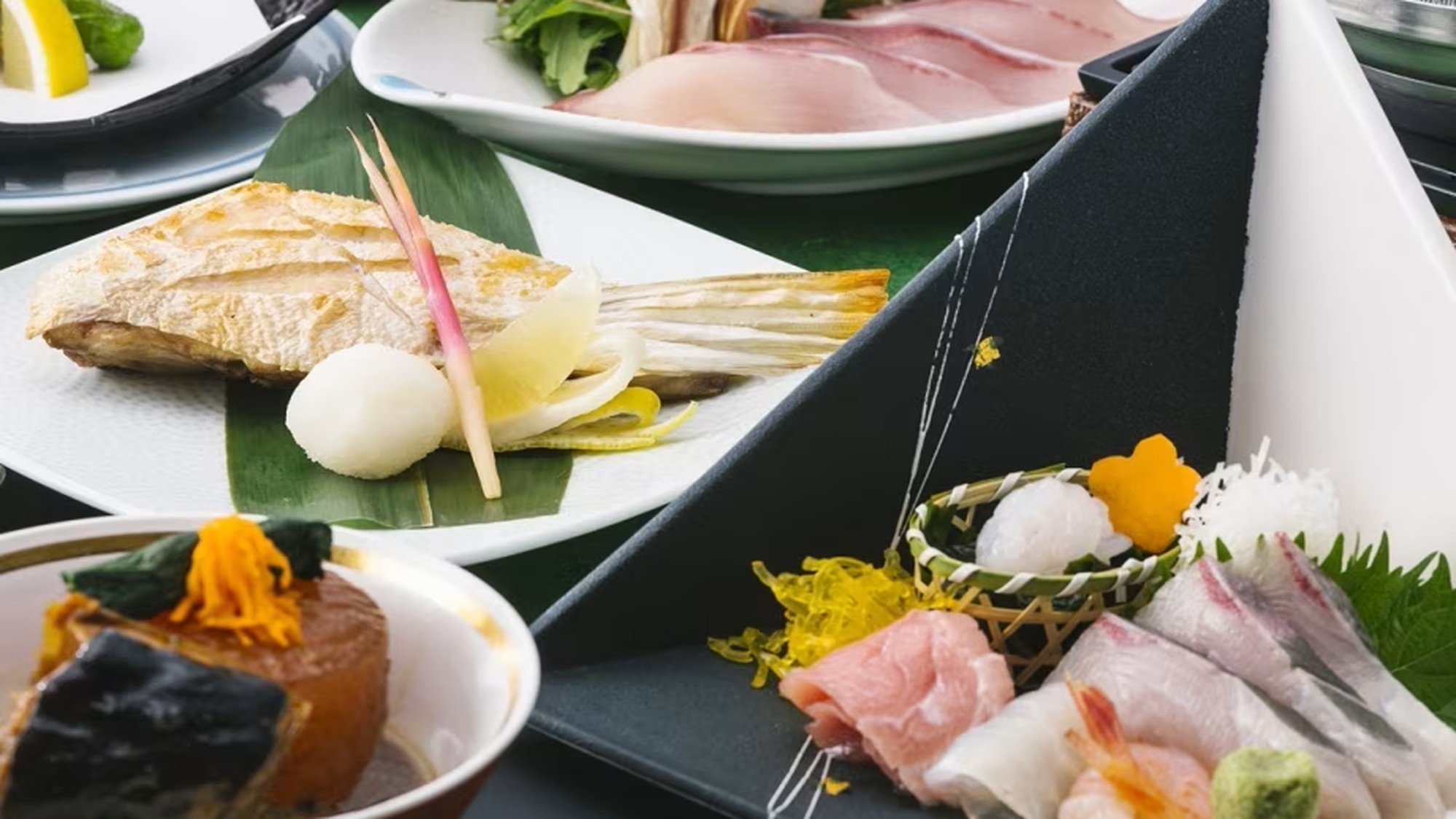 【冬の味覚】鰤しゃぶを含め人気鰤料理3品がついた磯はなびの鰤会席は1月まで☆お見逃しなく！
