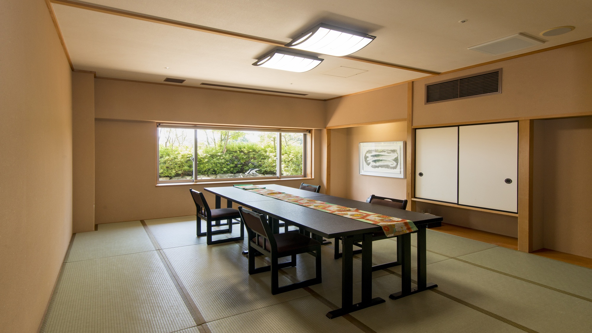 個室食事会場「花鳥風月」