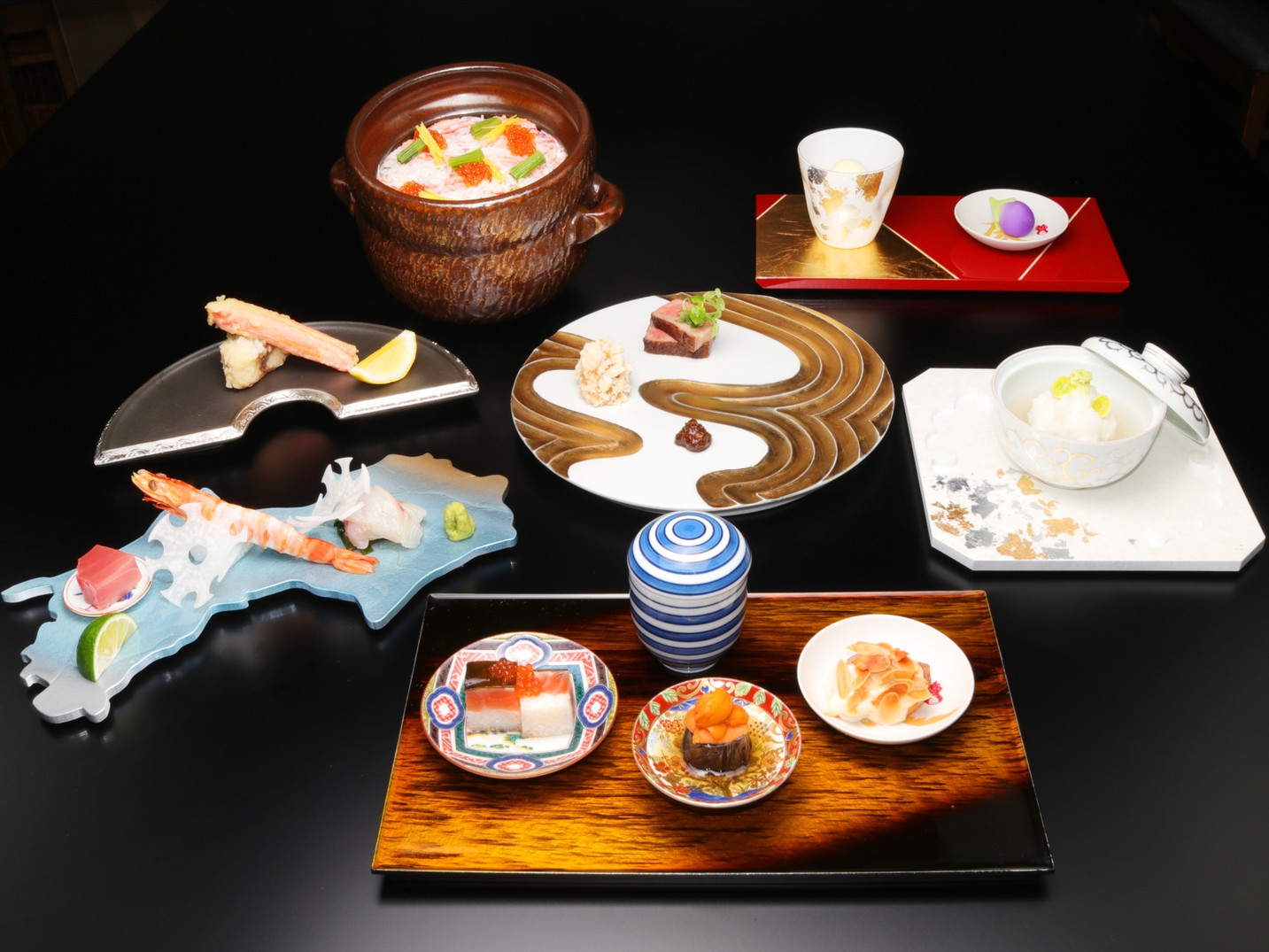 【秋冬SALE】【1泊2食付】お料理重視・ご夕食は料理長推奨コースをご用意＜日本料理/20：00＞