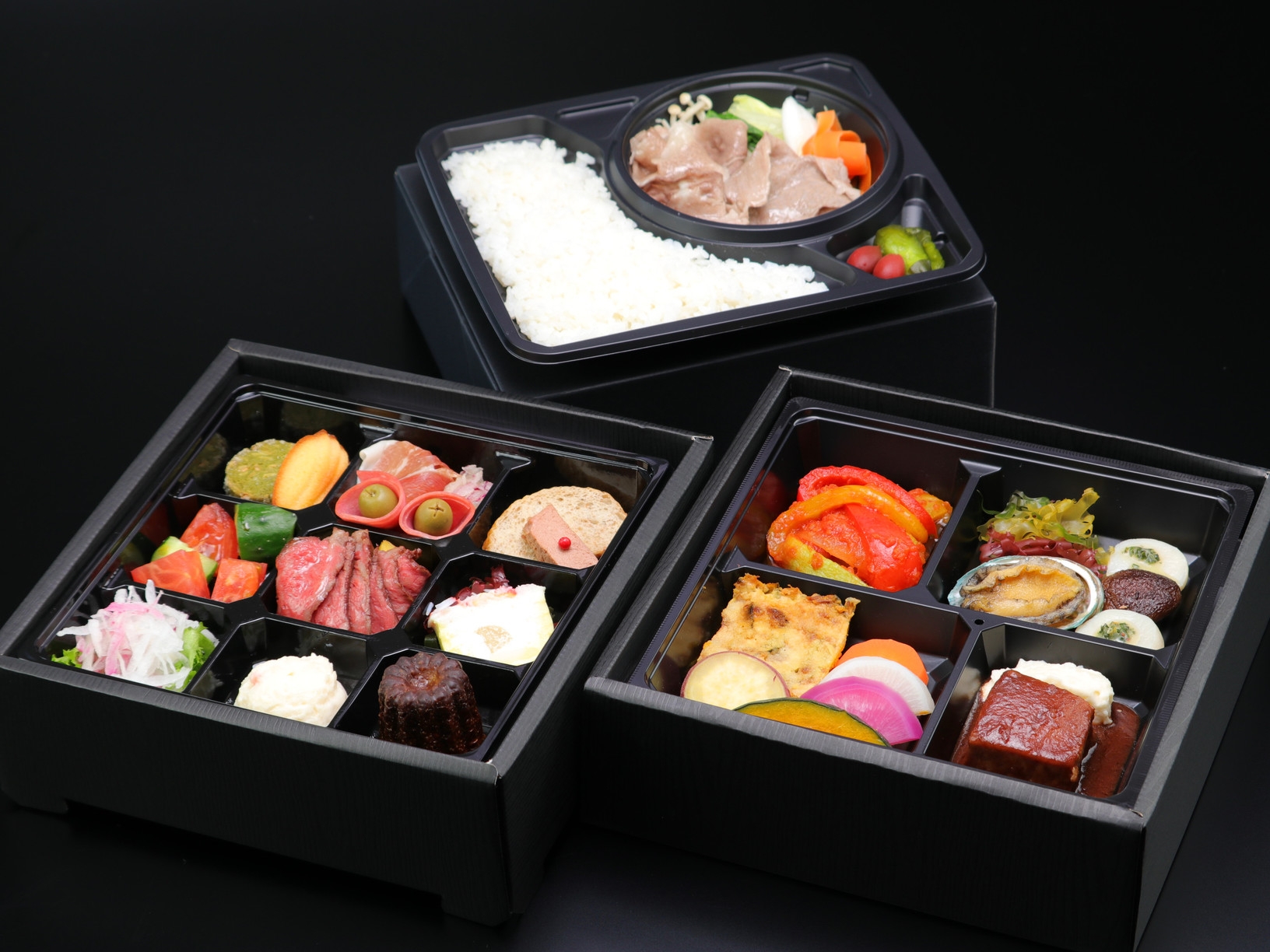 【1泊2食付】お食事はお部屋でテイクアウト＜夕食は人気のブッフェメニューから厳選したビストロBOX＞