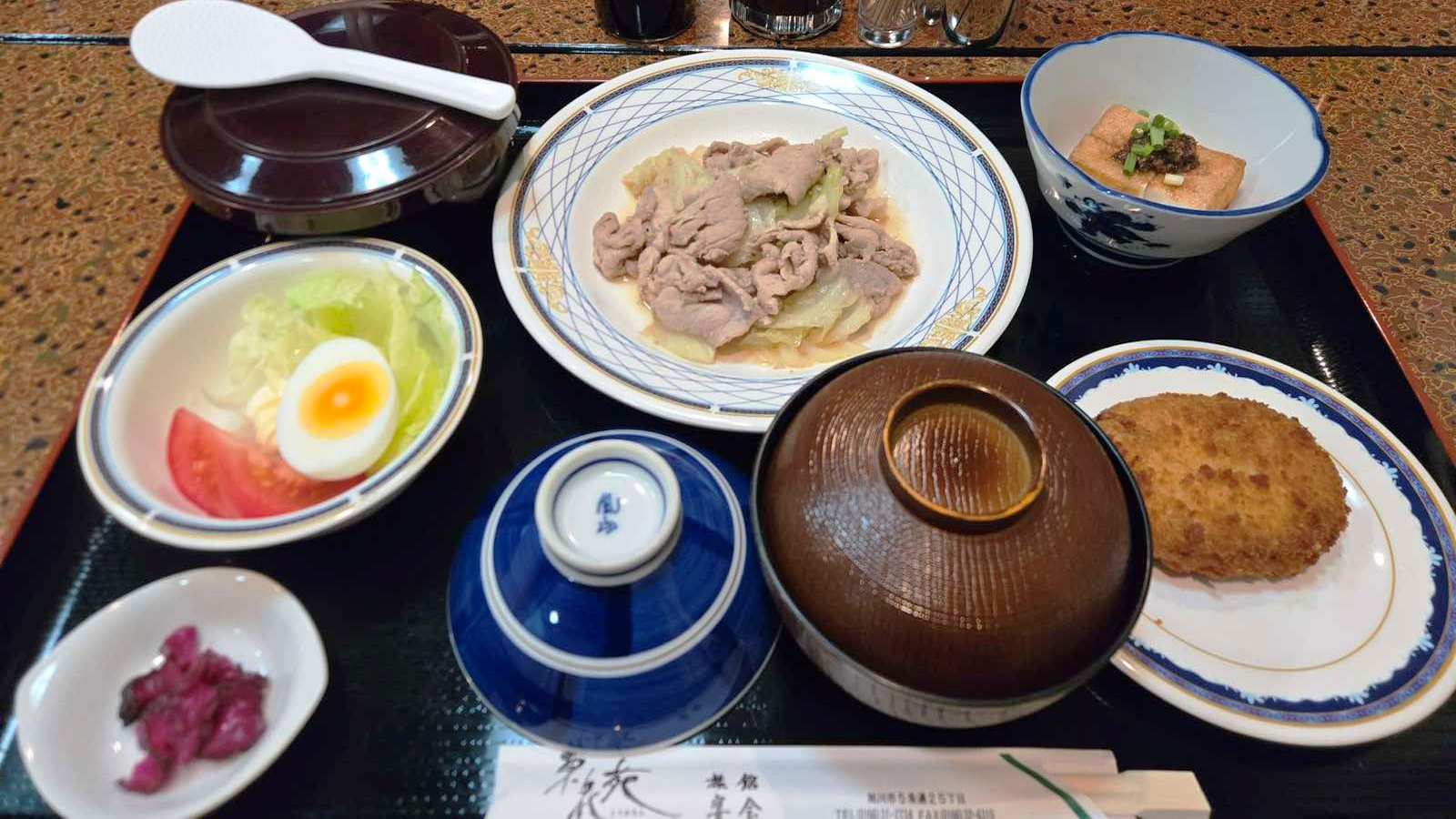 夕食一例(毎日日替わりメニューとなります）