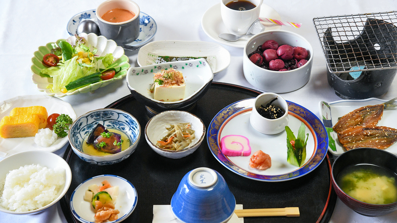 【天草つろう旅】釣ったお魚でおまかせ定食！上天草で釣り体験をサポート＜一泊二食付＞