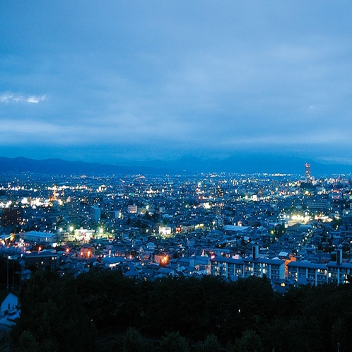 山形市街の夜景