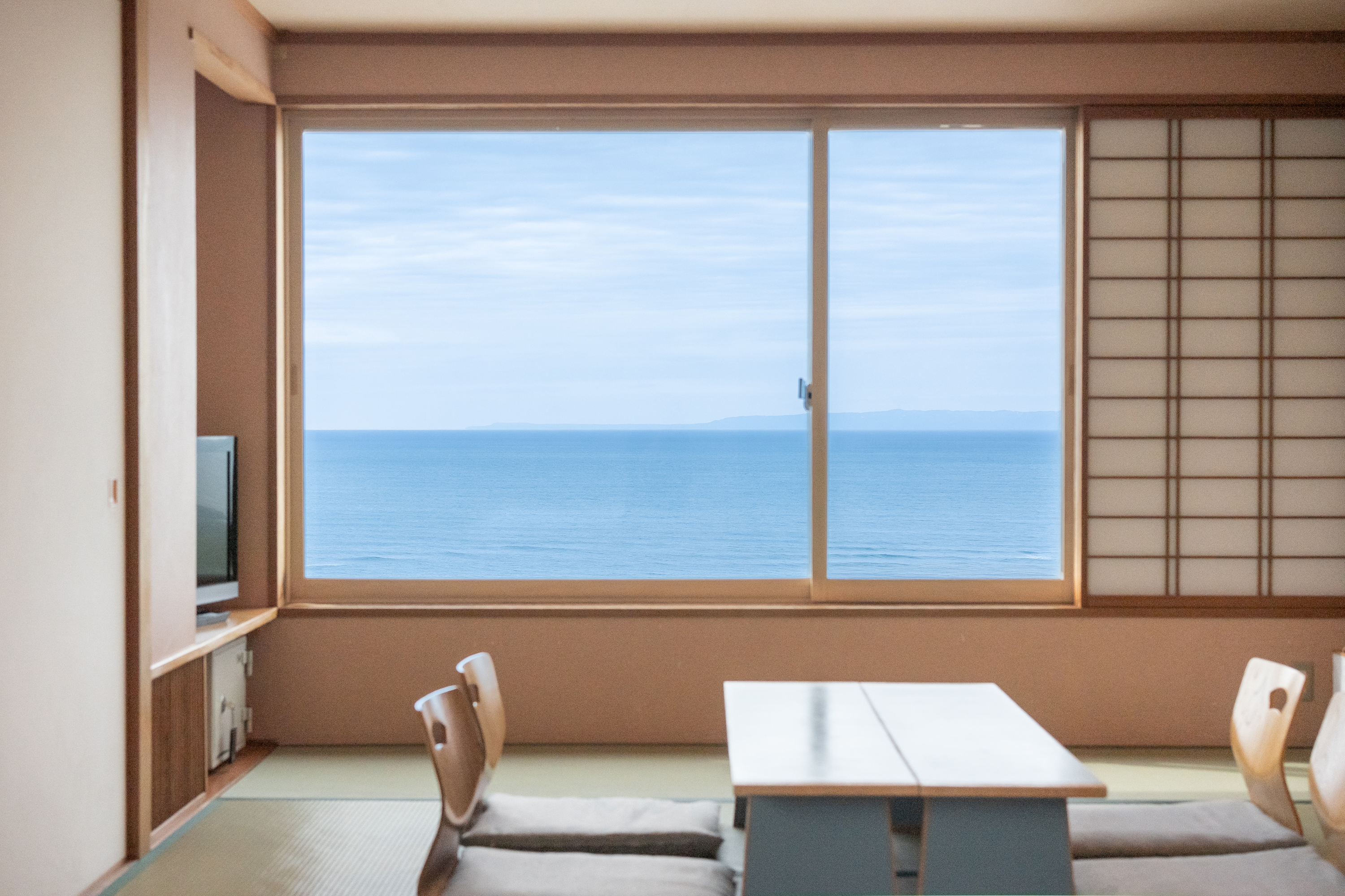 和洋室・畳の部屋