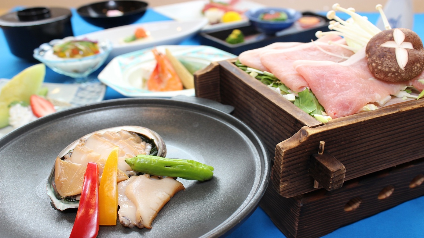 【楽天スーパーDEAL】３０％ポイントバック　活アワビの陶板焼きと杜仲茶ポークの和食膳（朝夕食付き）