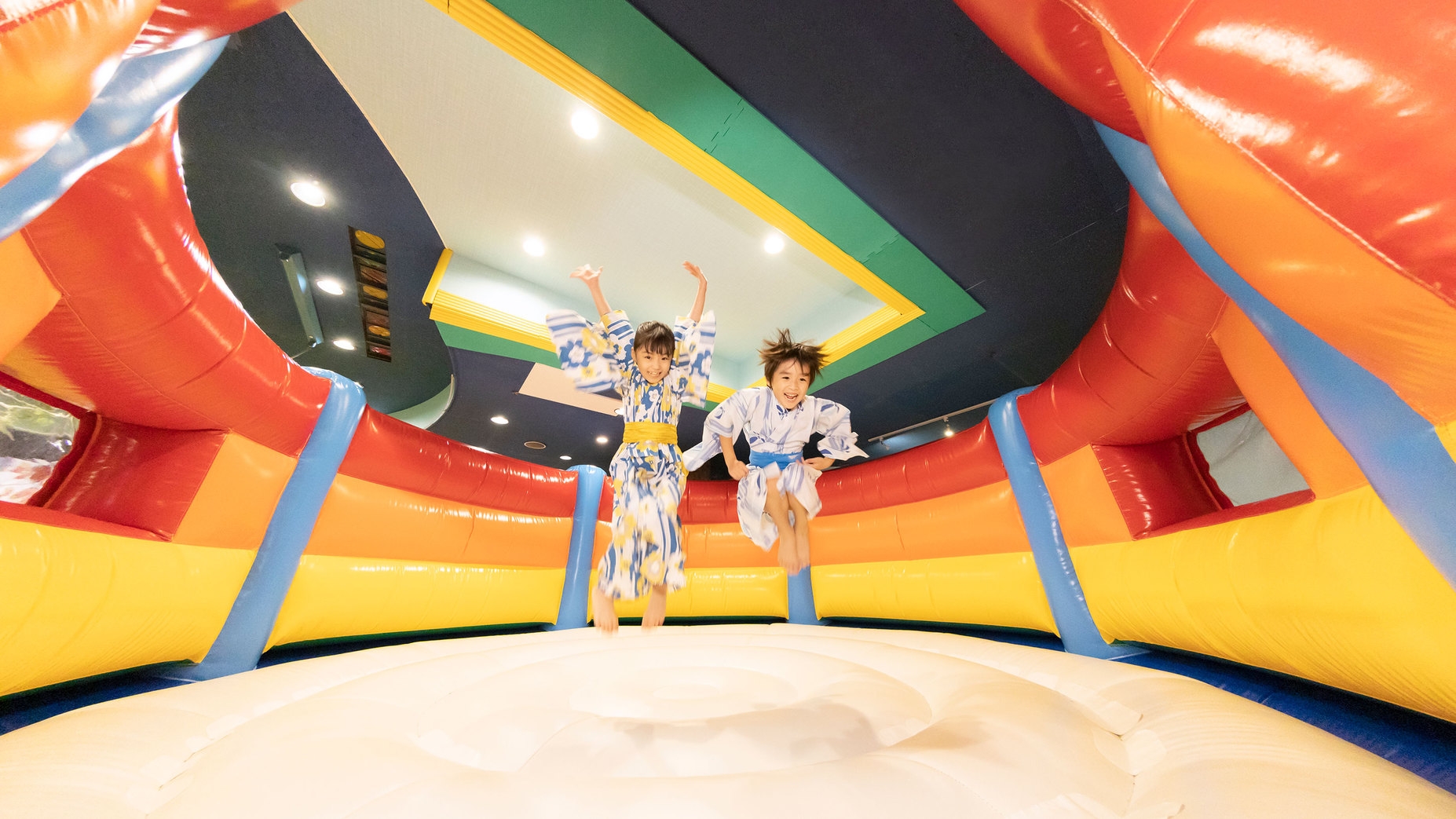 【夕食なし・朝食付】観光にもビジネスにも♪遅いチェックインでもOK　1泊基本バイキング朝食付