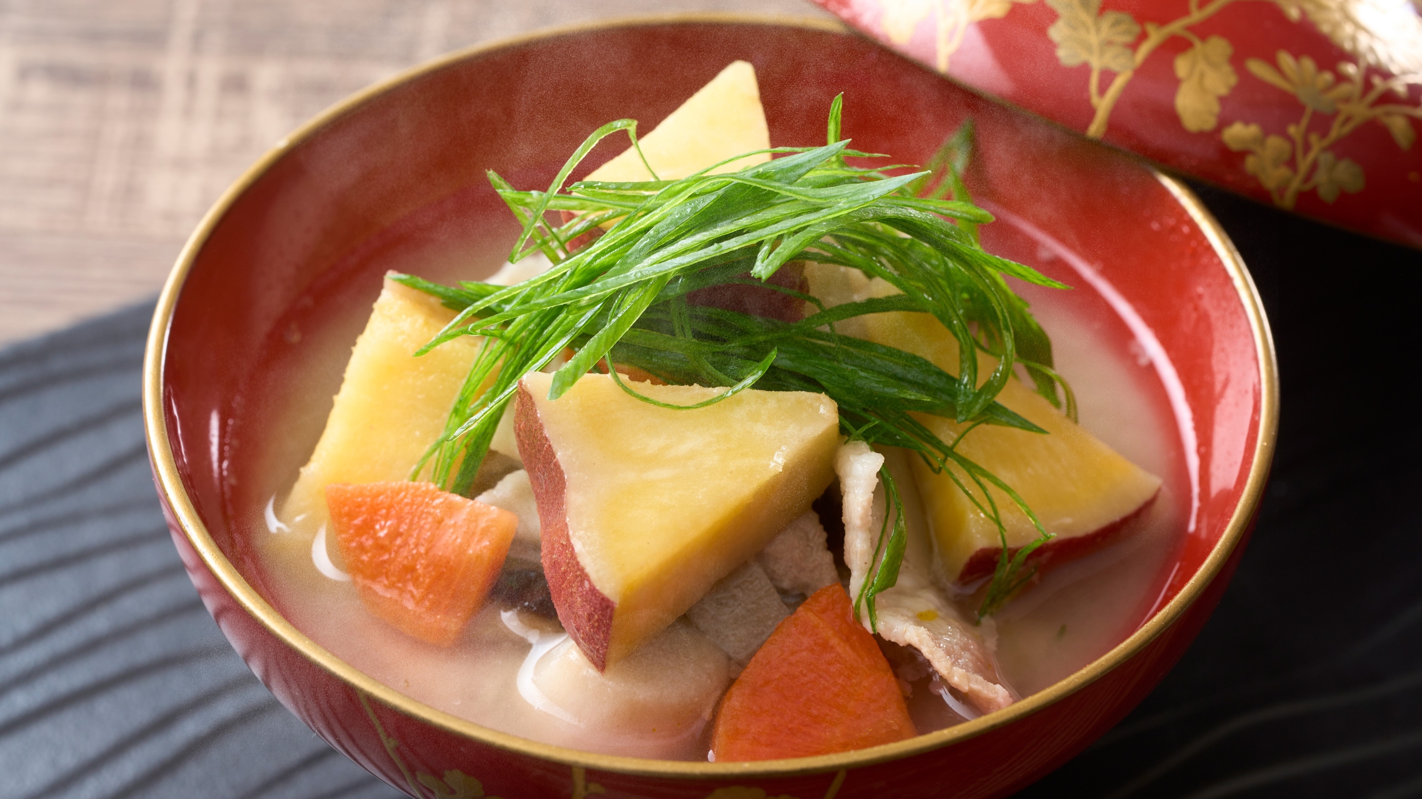 めった汁（ご当地グルメ）　※イメージ