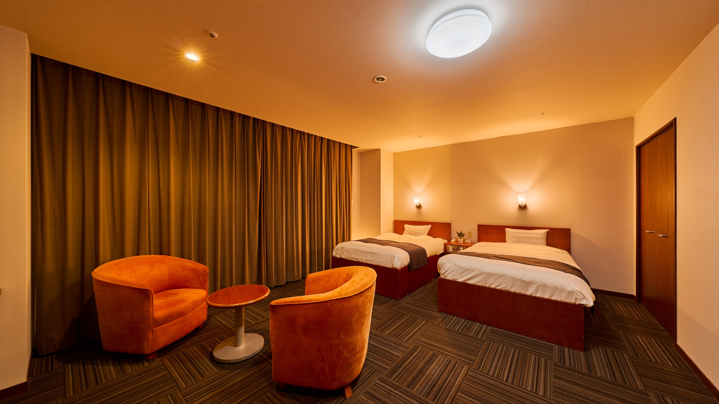 スタンダードツイン　※客室の一例