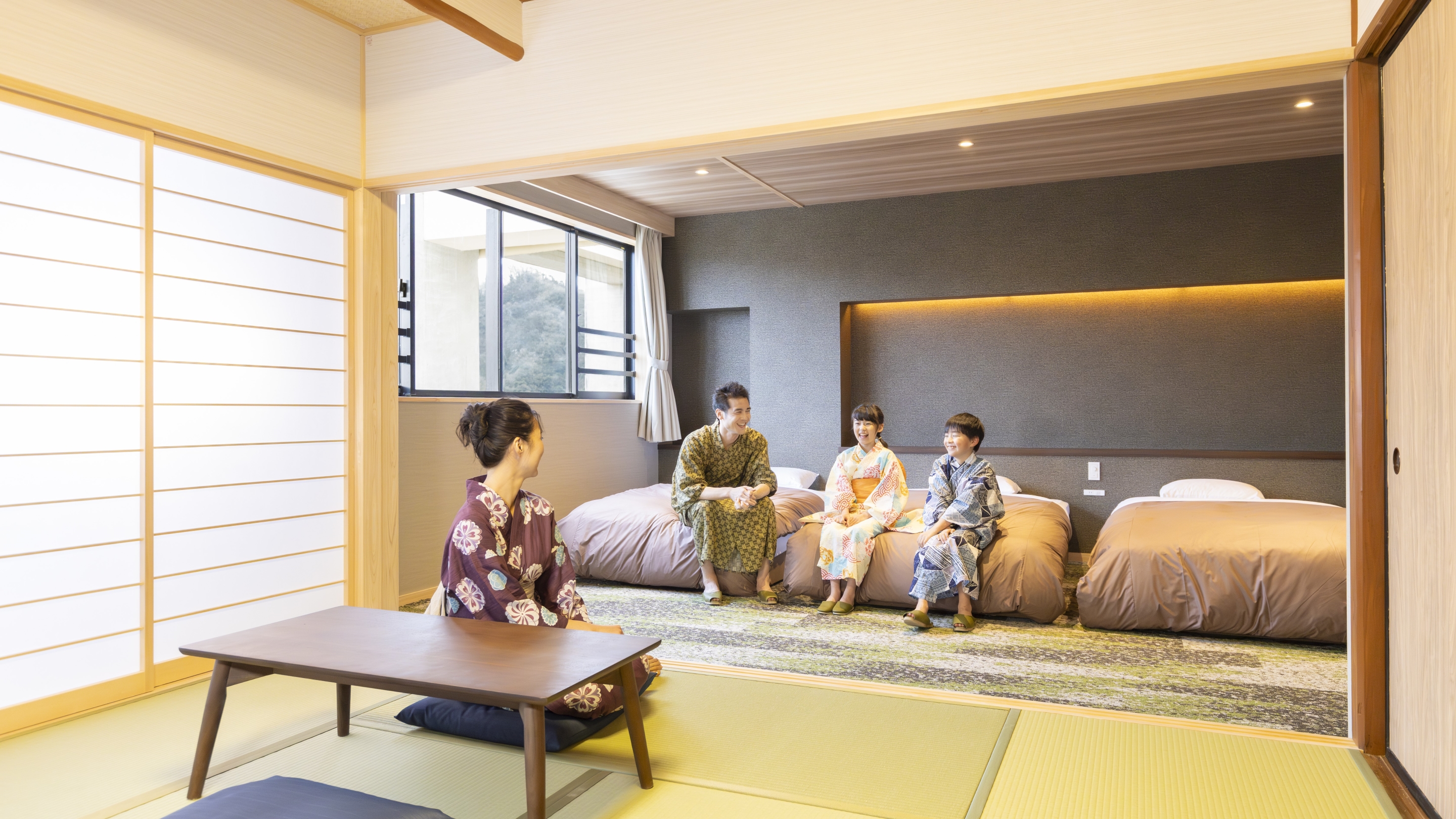 スーペリア和洋室トリプル　※客室の一例