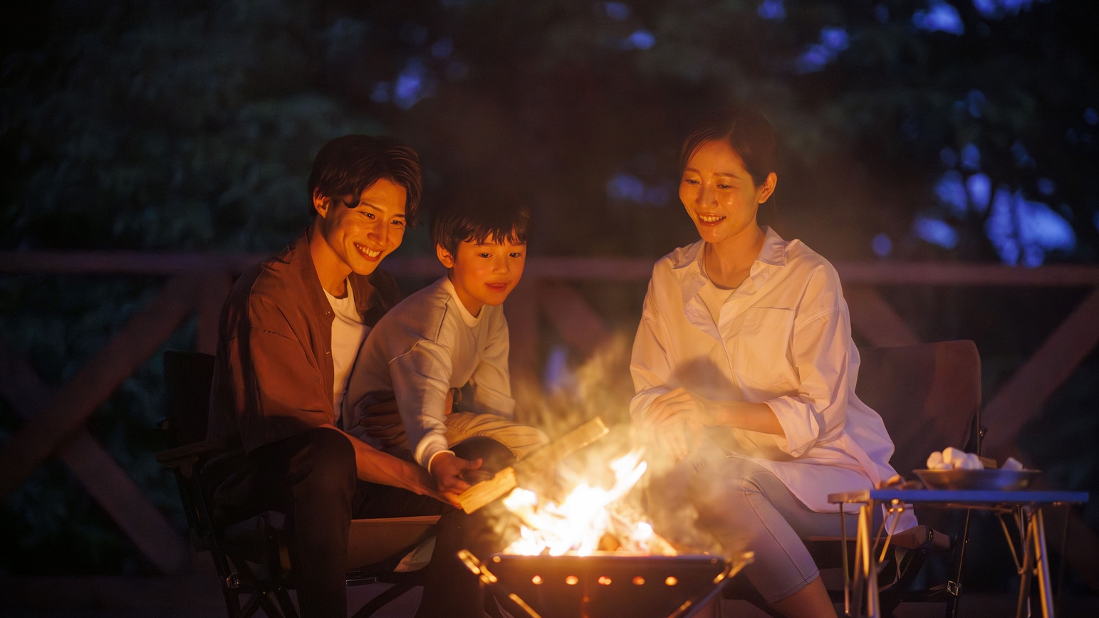【グランピング】スノーピーク「住箱」で自然を身近に感じるプラン 1泊2食付基本バイキング