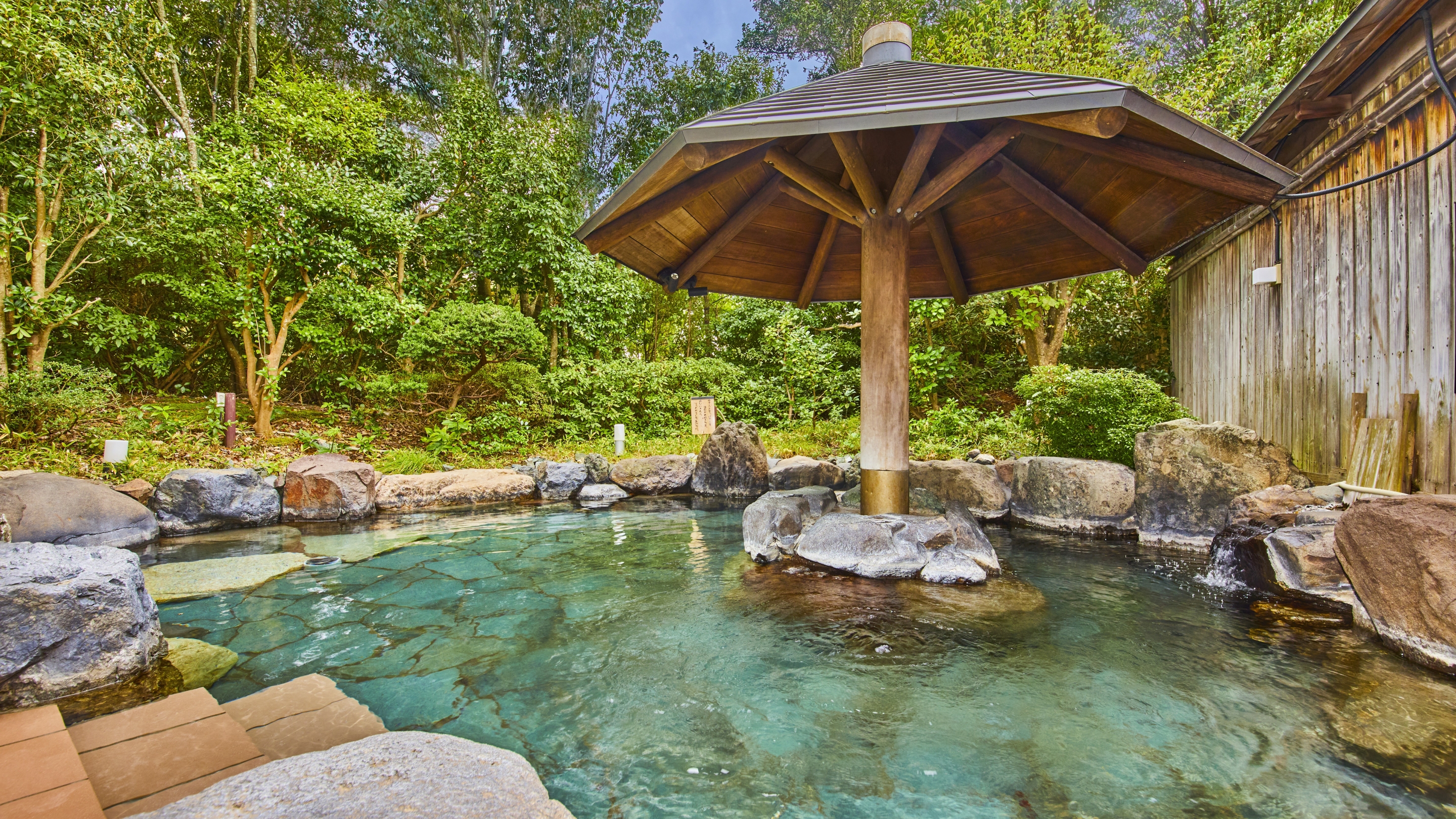 露天風呂 菖蒲の湯（男性）