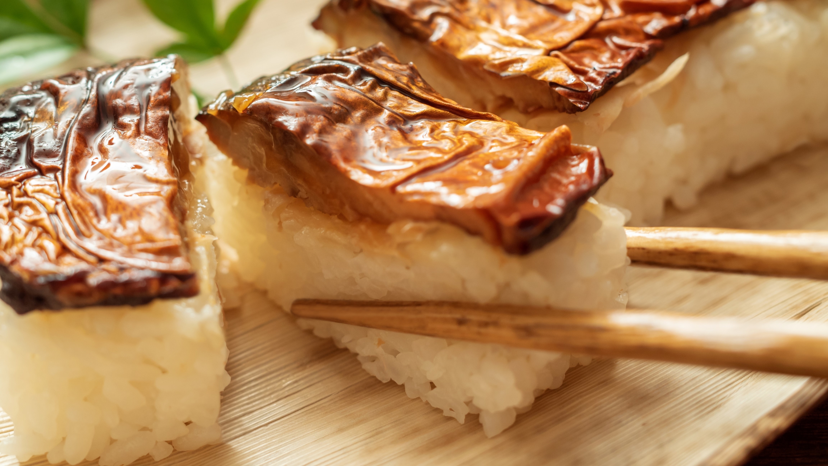 焼き鯖寿司　※イメージ