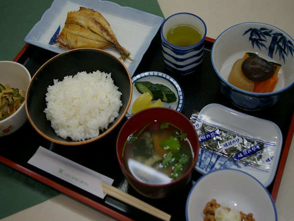 朝からしっかり食べて元気に頑張って！朝食付きプラン　　