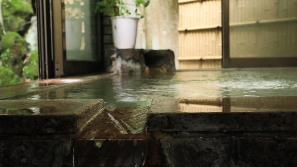 【素泊まり】 レイトチェックイン22時までOK！箱根でゆったりと温泉を満喫★全室エアコン完備★