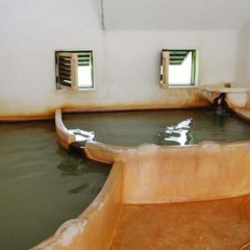 ラムネ温泉館の内湯